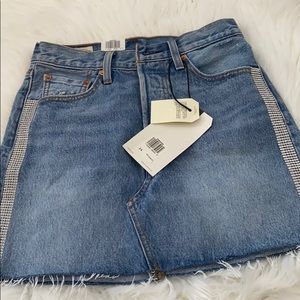 Levis skirt